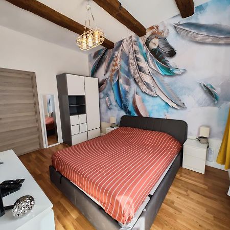 Apart Sofia Lion Bridge 2Bdr Self Check In Apartment Exterior foto