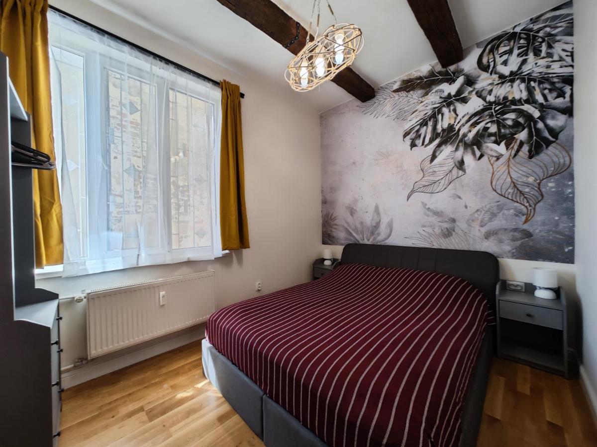 Apart Sofia Lion Bridge 2Bdr Self Check In Apartment Exterior foto